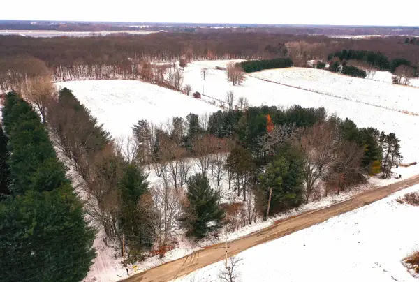 6995 S 700 Road, Monterey, IN 46960