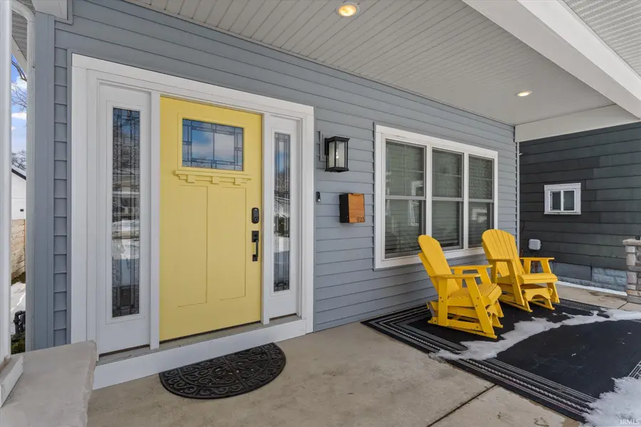 923 N Lawrence Street, South Bend, IN 46617 - #3