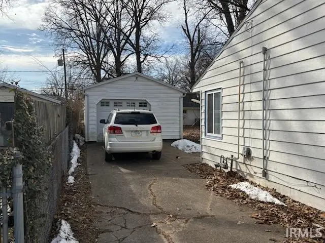 2105 Waggoner Avenue, Evansville, IN 47714 - #3