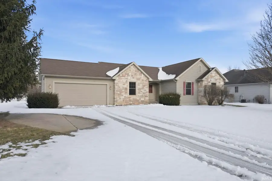 67114 Chadwick Ct, Goshen, IN 46526 - #2