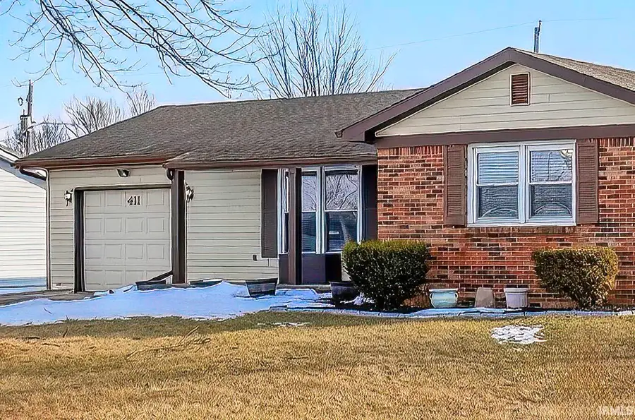 411 Countryside Drive, Ossian, IN 46777 - #2