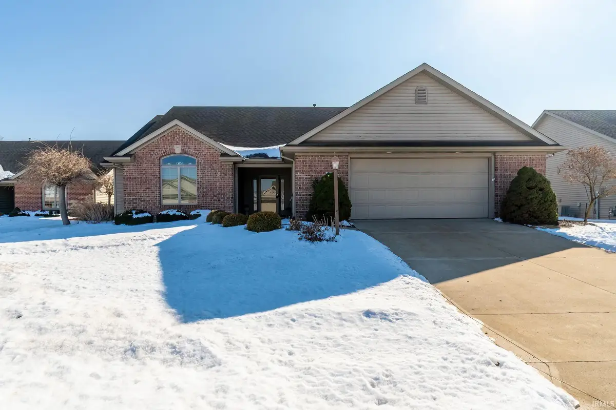 11824 Butternut Cove, Leo, IN 46765 - #1