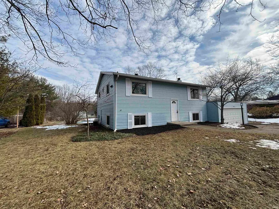 5305 Westbreeze Trail, Fort Wayne, IN 46804 - #3