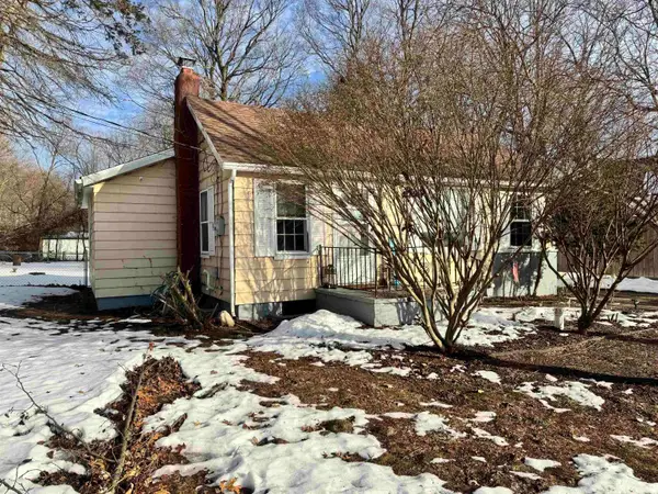 52138 Hollyhock Road, South Bend, IN 46637