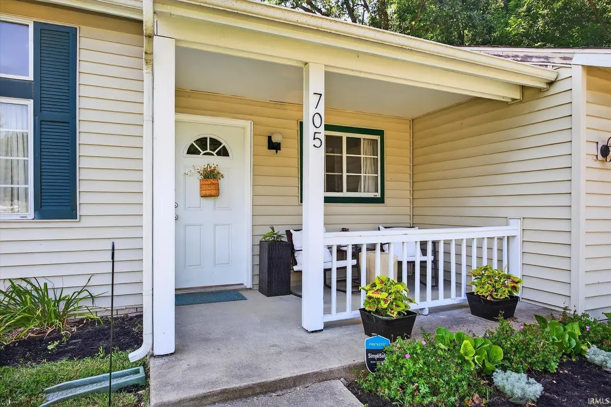 705 N Hanover Glen, Ellettsville, IN 47429 - #1