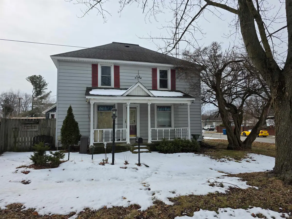 154 W New York St Road, Knox, IN 46534 - #1