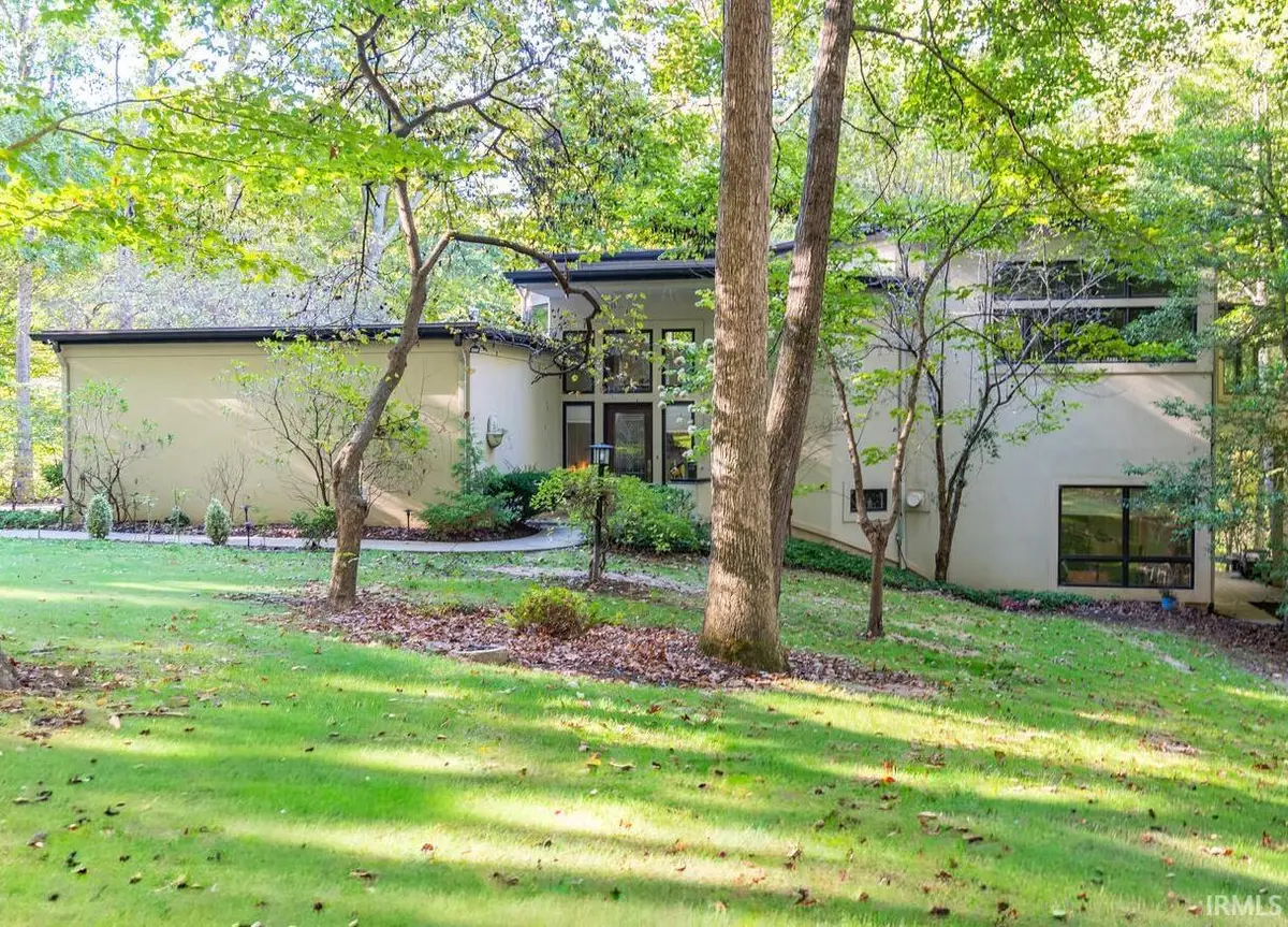 537 E Fawn Ridge Trail, Bloomington, IN 47408 - #1