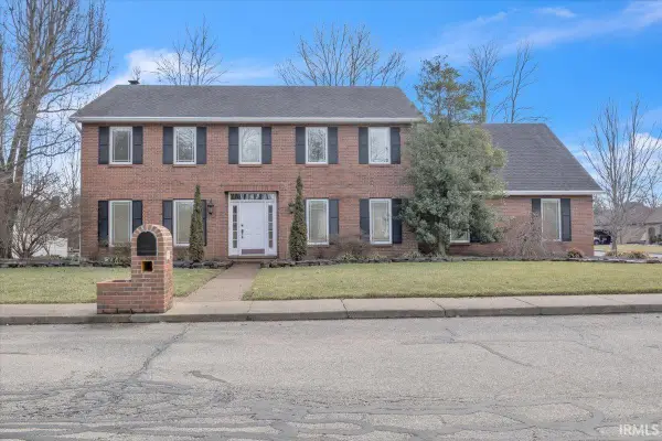 7577 Arbor Ridge Drive, Newburgh, IN 47630