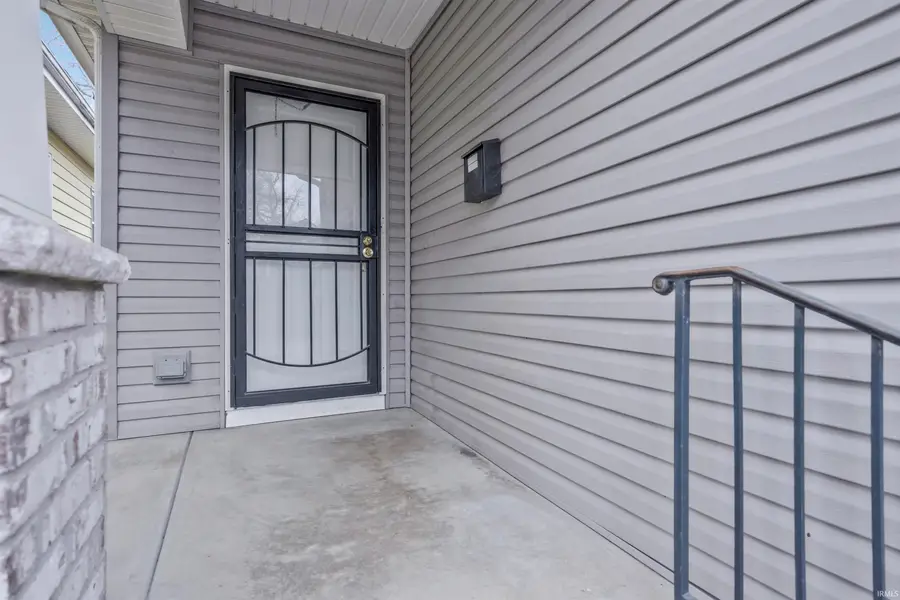 211 S Bedford Avenue, Evansville, IN 47713 - #3