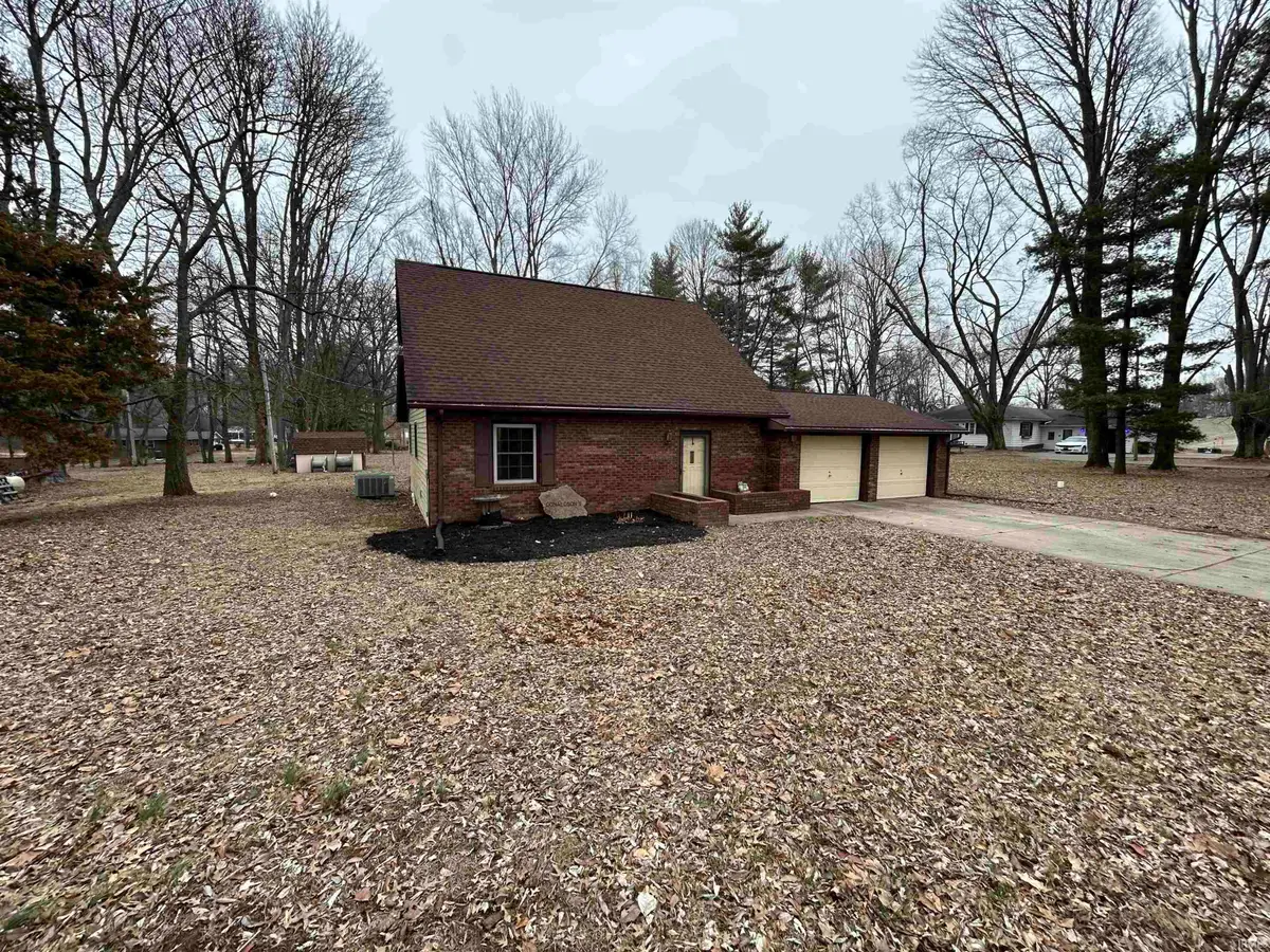 4018 N Purcell Lane, Vincennes, IN 47591 - #1