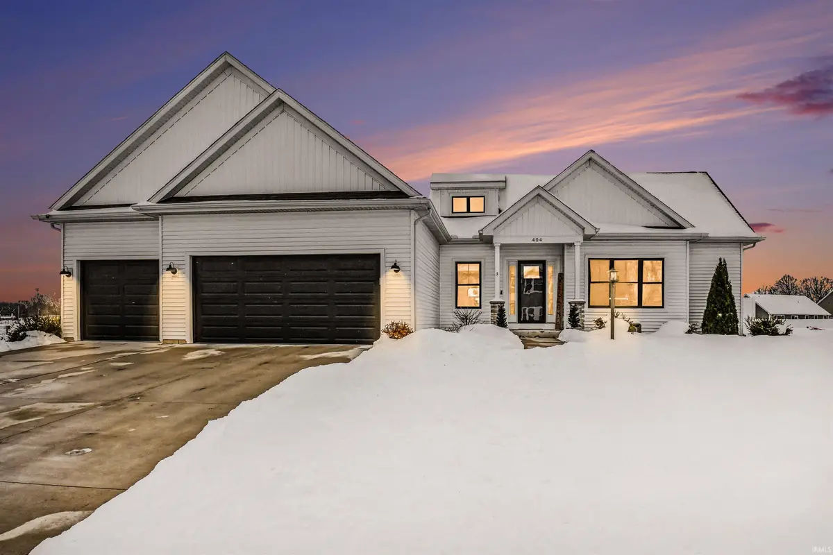404 W Daybreak Drive, Lakeville, IN 46536 - #1