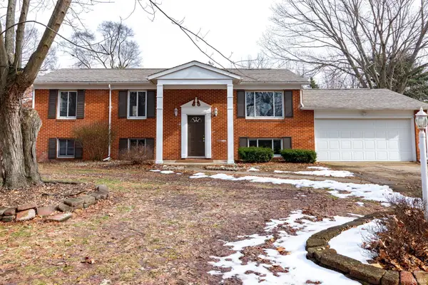 52310 Winding Waters Lane, Elkhart, IN 46514