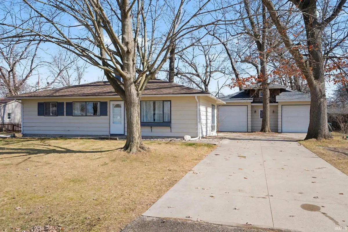 1906 Robin Drive, Warsaw, IN 46580 - #1