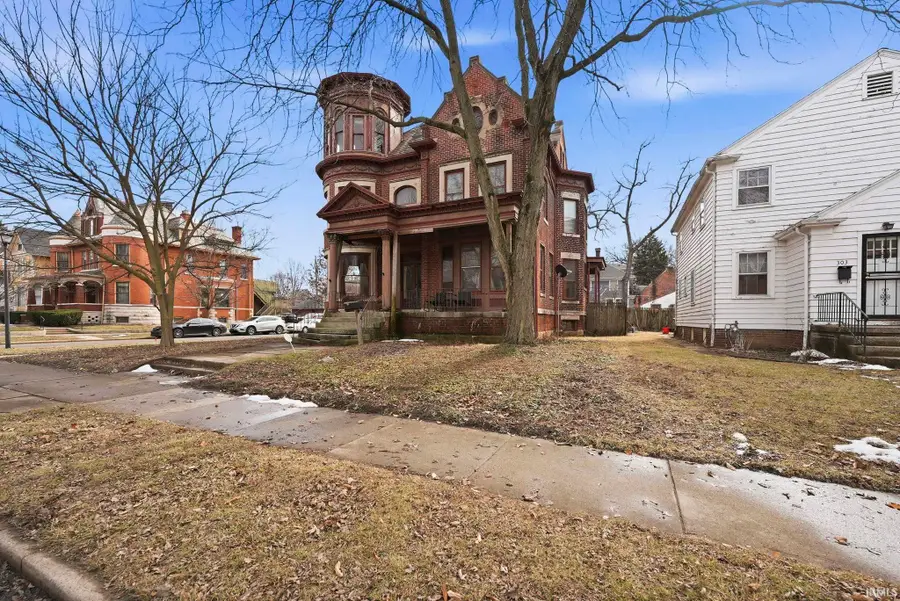 301 W Creighton Avenue, Fort Wayne, IN 46807 - #3