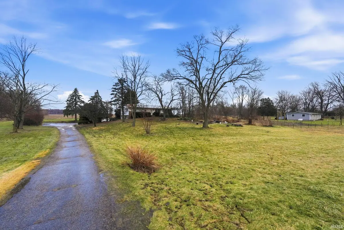 6974 Lincoln Highway, Bourbon, IN 46504 - #1