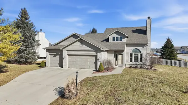 14502 Firethorne Path, Fort Wayne, IN 46814