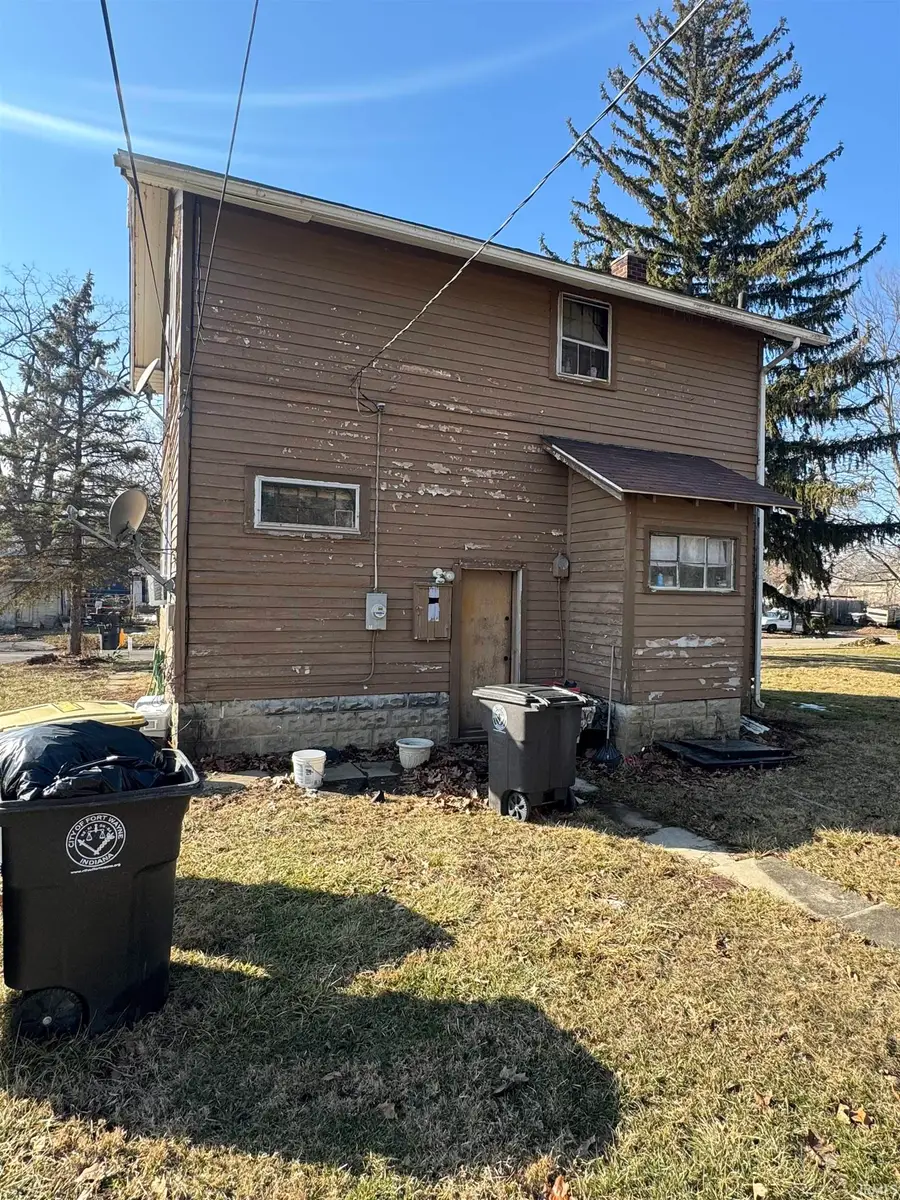 3127 Holton Avenue, Fort Wayne, IN 46806 - #2