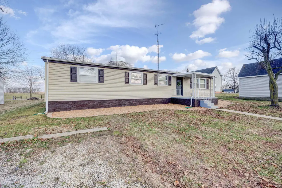 327 N Washington Street, Dale, IN 47523 - #1