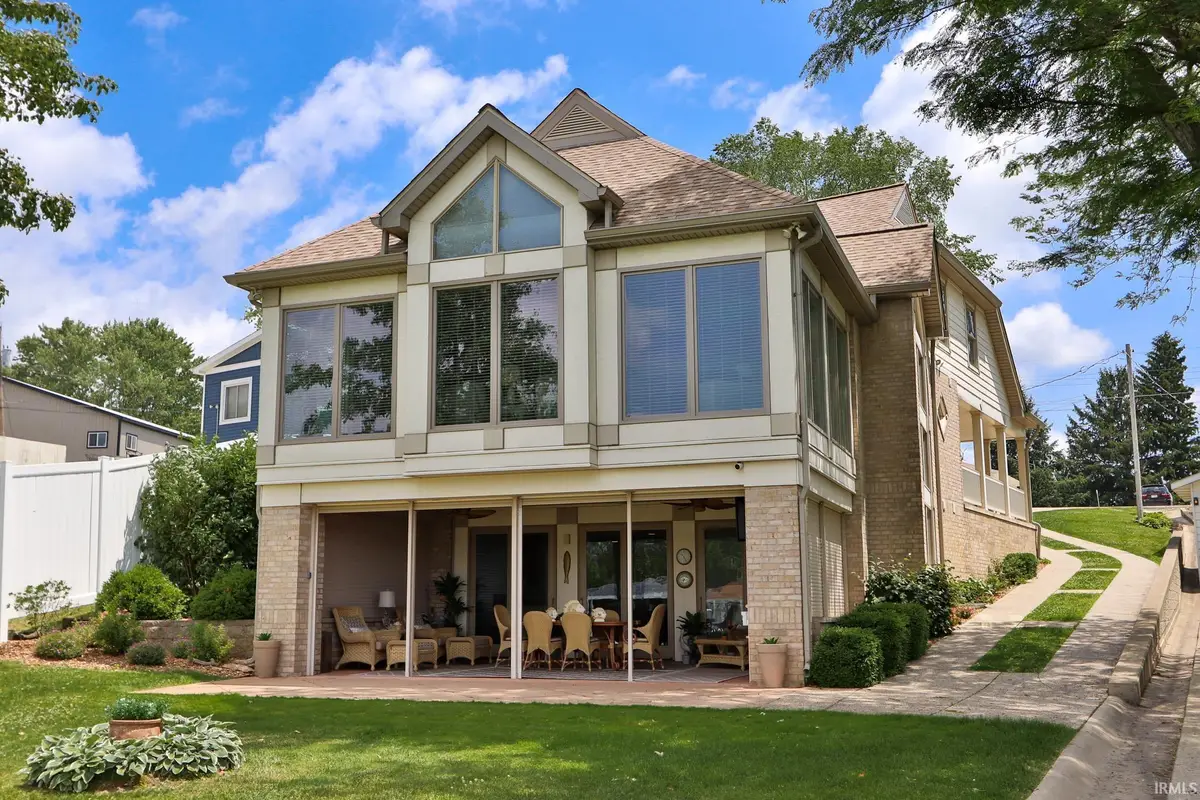 5242 E Wenz Drive, Monticello, IN 47960 - #1