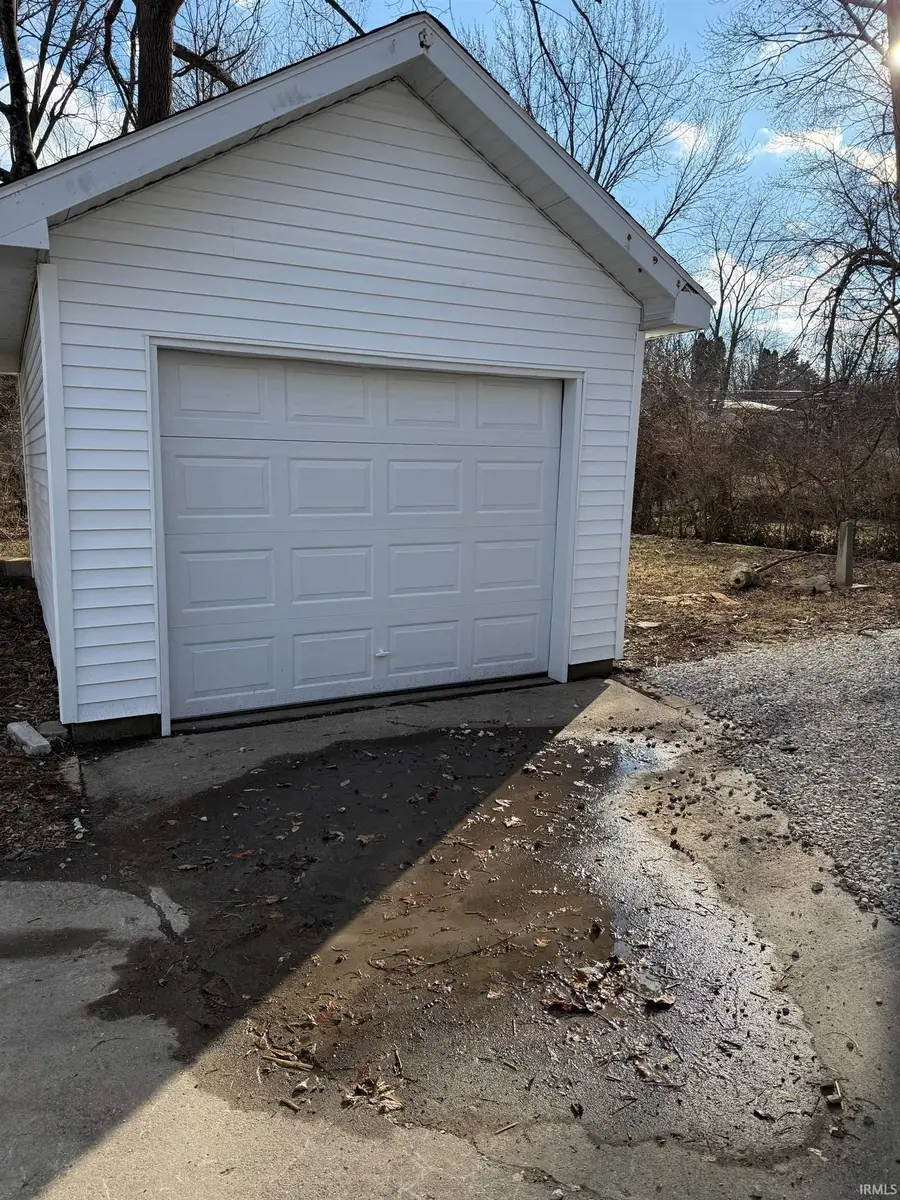 811 W Kirkwood Avenue, Bloomington, IN 47404 - #2