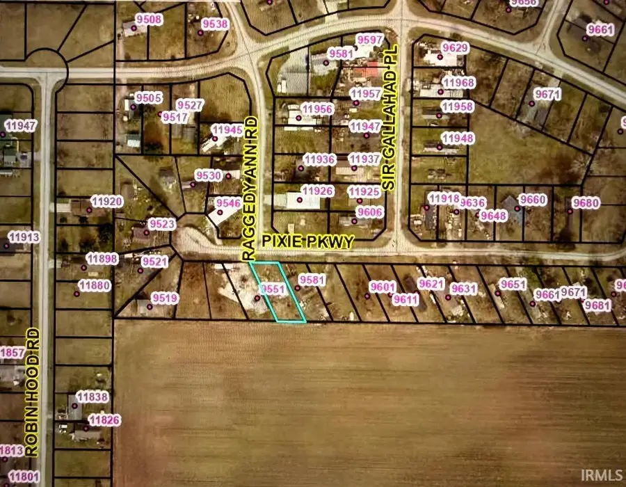 9561 E Pixie Parkway, Cromwell, IN 46732 - #2