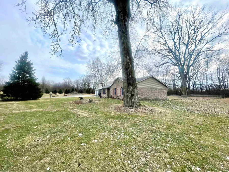 2101 W 16th Street, Muncie, IN 47302 - #2