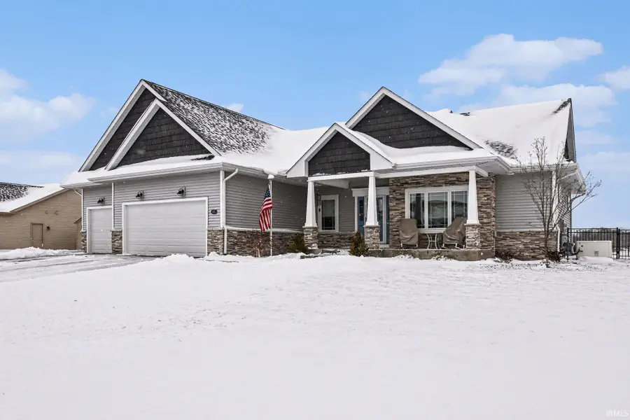 805 N Horizon Drive, Lakeville, IN 46536 - #3