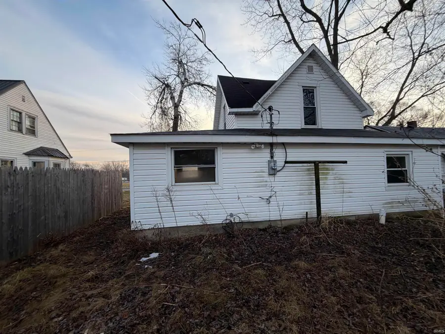 105 N 2nd Avenue, Jonesboro, IN 46938 - #3