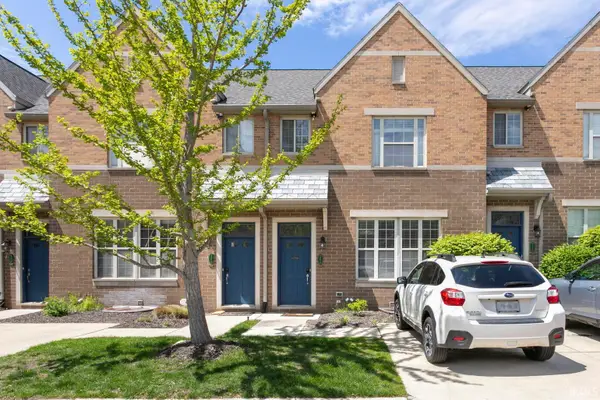 54662 Burdette Street, South Bend, IN 46637