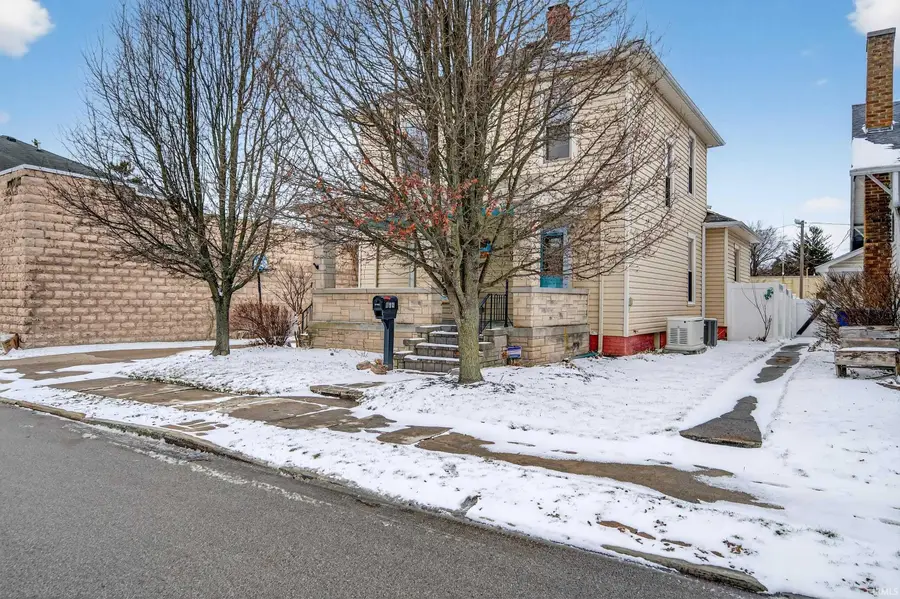 109 N Mill Street, Fairmount, IN 46928 - #3