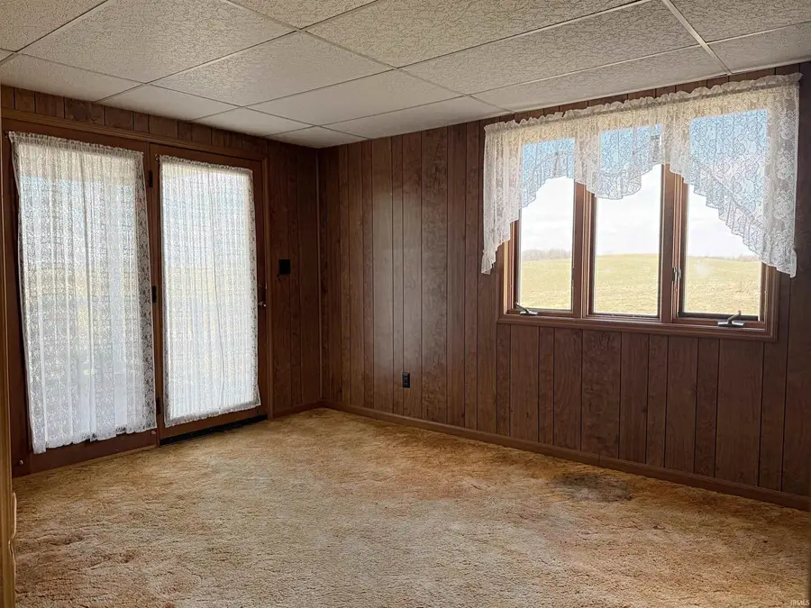 495 W 600 N, Washington, IN 47501 - #2