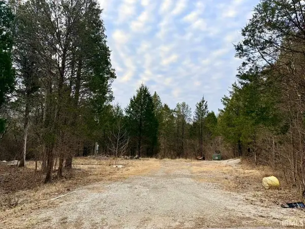 TBD Dive Road, Bedford, IN 47421