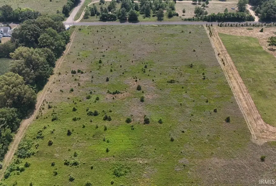 900 E Road, Walkerton, IN 46574 - #3