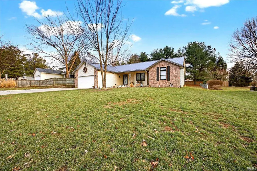 537 S Birch Street, Ellettsville, IN 47429 - #2