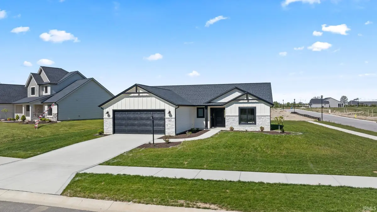 507 Caribou Crossing, Auburn, IN 46706 - #1