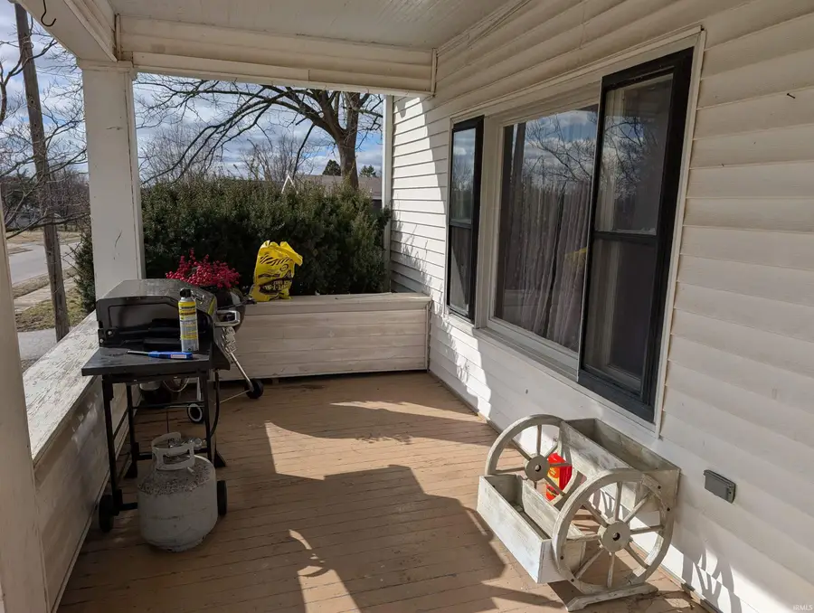 620 W 3rd Street, Bicknell, IN 47512 - #3