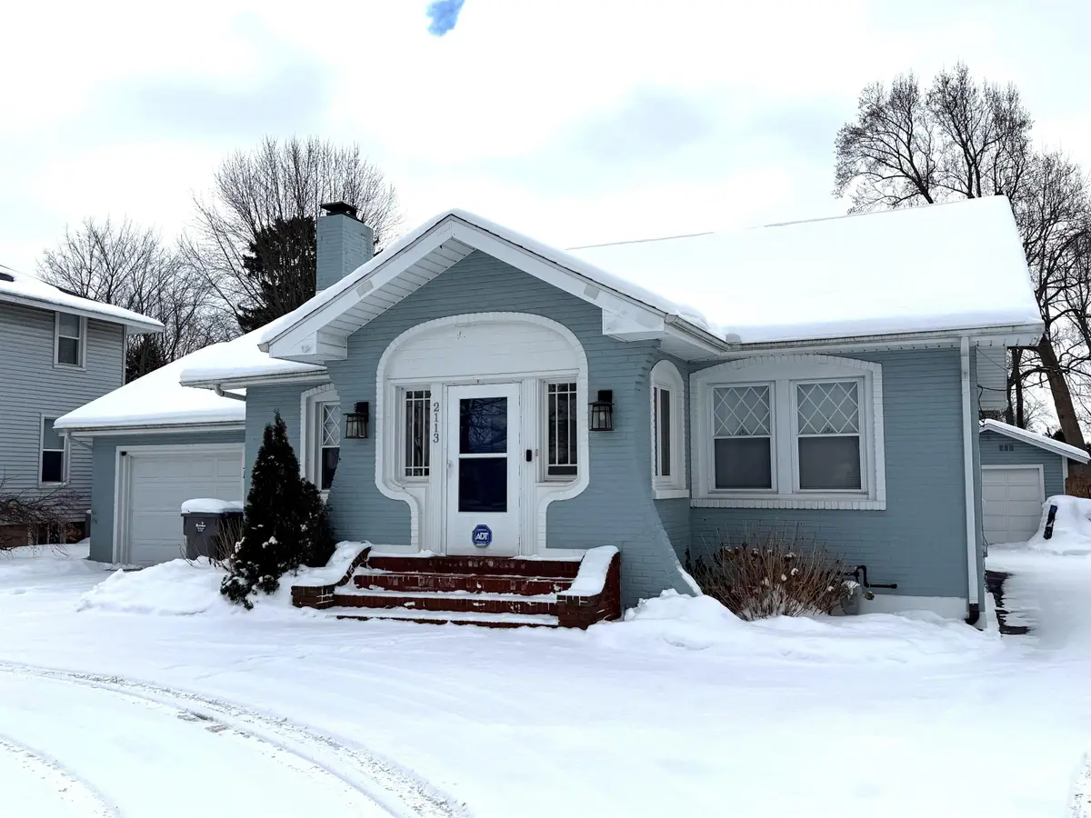 2113 E Jackson Boulevard, Elkhart, IN 46516 - #1