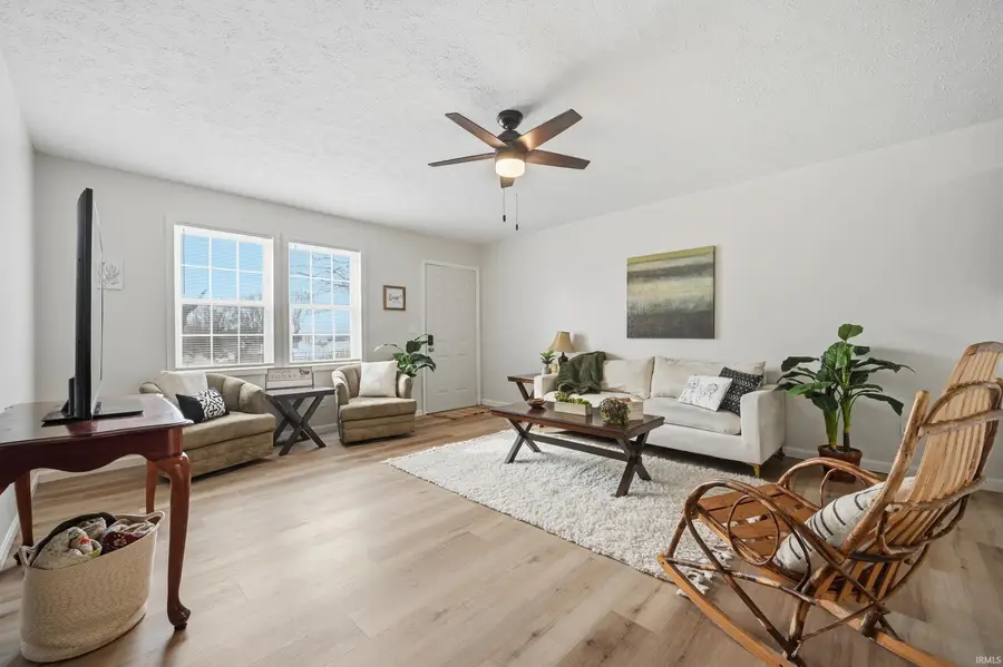 1512 E Dartmouth Avenue, Muncie, IN 47303 - #3