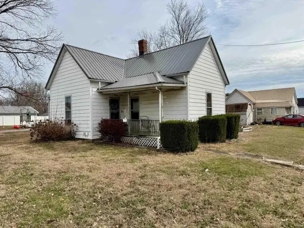 307 N Second Street, Owensville, IN 47665