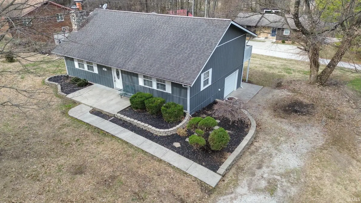 528 W Poplar Avenue, Princeton, IN 47670 - #1