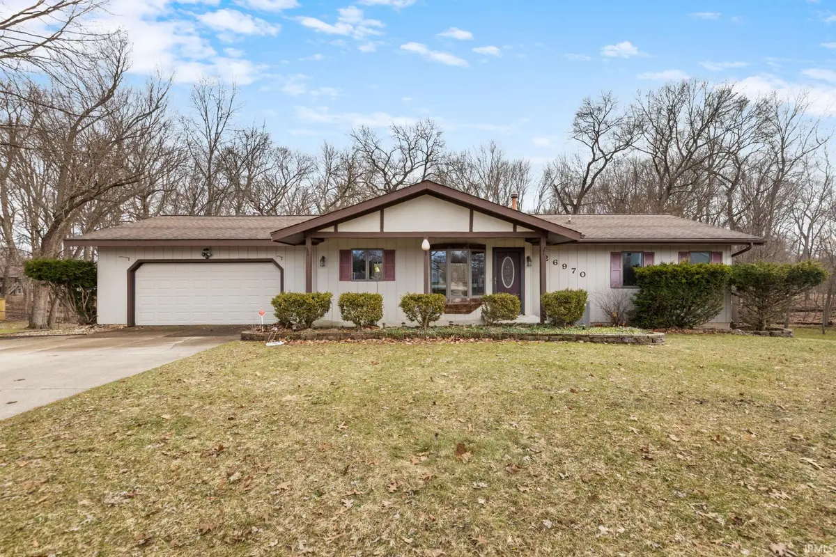 26970 Killian Lane, Elkhart, IN 46514 - #1