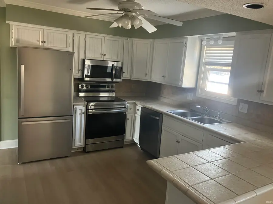 3424 Old Bruceville Road, Vincennes, IN 47591 - #3