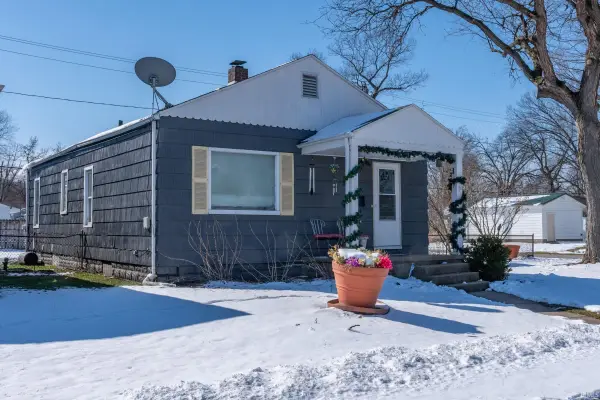 1804 E Calvert Street, South Bend, IN 46613