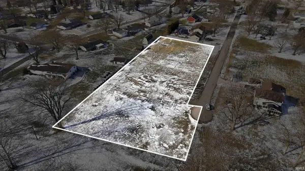 10222 Riverview Drive, Leo, IN 46765