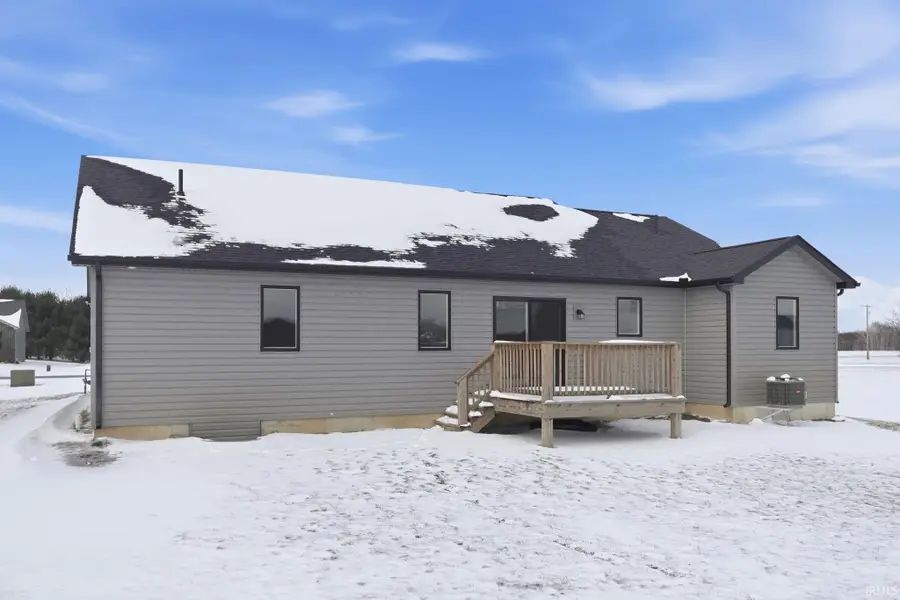 4938 N Cranbrook Road, North Webster, IN 46555 - #3