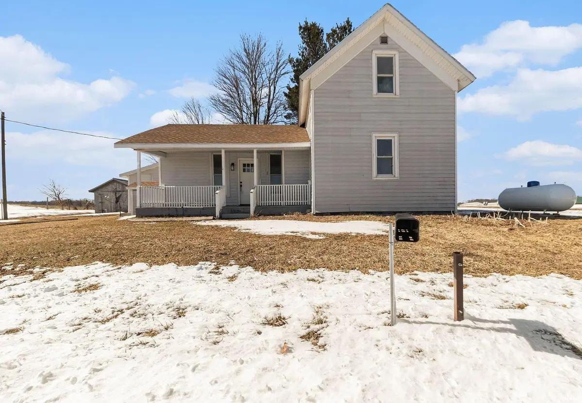 1862 S 1600 E Road, Silver Lake, IN 46982 - #1