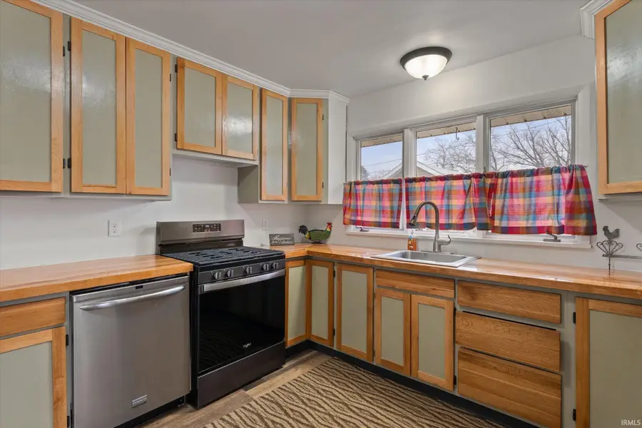 320 Massachusetts Avenue, Elkhart, IN 46514 - #3