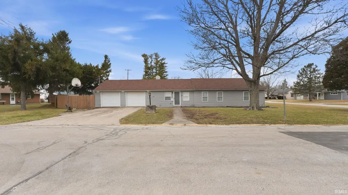 29 E Sunnydale Drive, Huntington, IN 46750 - #1