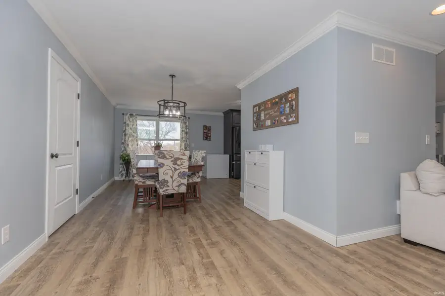 5555 Lakeside Drive, Newburgh, IN 47630 - #2