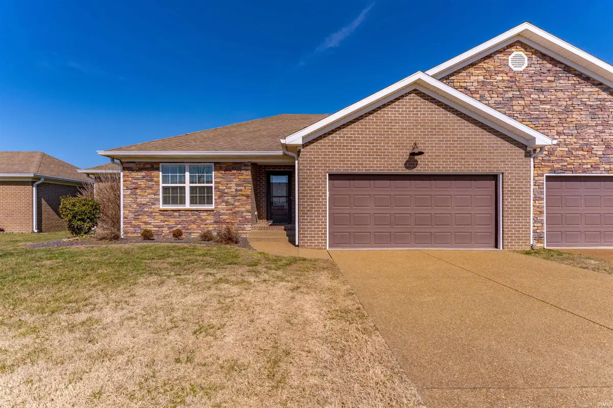 9904 Arbor Lake Drive, Newburgh, IN 47630 - #1